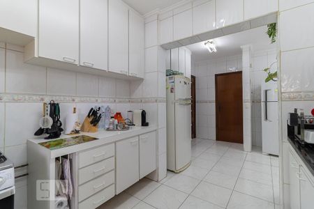 Apartamento à venda com 140m², 3 quartos e 4 vagas Apartamento à venda com 140m², 3 quartos e 4 vagasCozinha