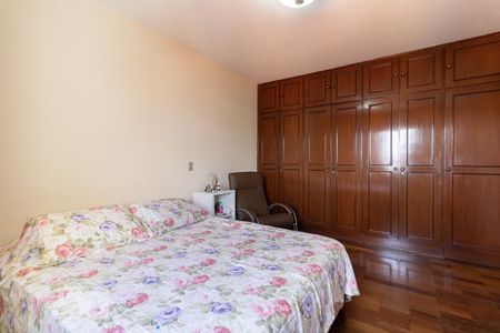 Apartamento à venda com 140m², 3 quartos e 4 vagas Apartamento à venda com 140m², 3 quartos e 4 vagasSuíte