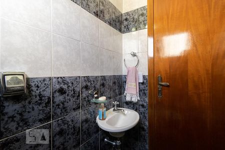 Apartamento à venda com 140m², 3 quartos e 4 vagas Apartamento à venda com 140m², 3 quartos e 4 vagasLavabo