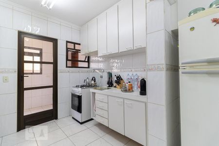 Apartamento à venda com 140m², 3 quartos e 4 vagas Apartamento à venda com 140m², 3 quartos e 4 vagasCozinha