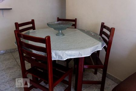 Detalhe sala de apartamento para alugar com 2 quartos, 92m² em Aviação, Praia Grande