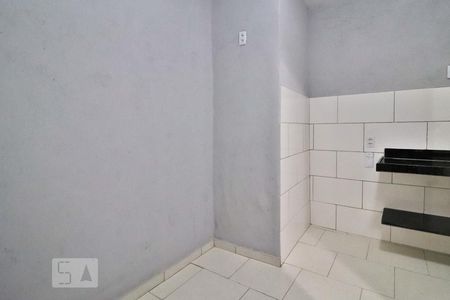 Sala/Quarto de kitnet/studio para alugar com 1 quarto, 20m² em Santa Efigênia, Belo Horizonte