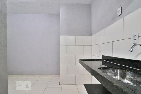 Cozinha de kitnet/studio para alugar com 1 quarto, 20m² em Santa Efigênia, Belo Horizonte