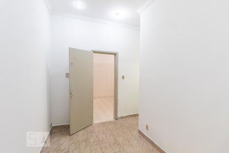 Quarto 1 de casa para alugar com 1 quarto, 70m² em Cangaiba, São Paulo