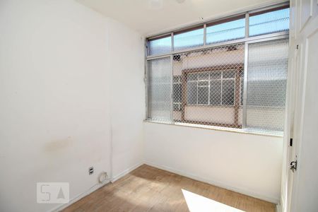 Quarto 1 de apartamento para alugar com 2 quartos, 65m² em Glória, Rio de Janeiro