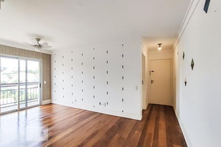 Sala de casa de condomínio para alugar com 1 quarto, 56m² em Jardim Monte Kemel, São Paulo