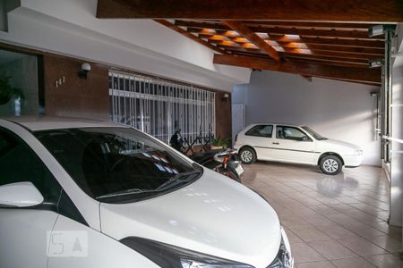 Garagem de casa à venda com 3 quartos, 309m² em Vila Milton, Guarulhos