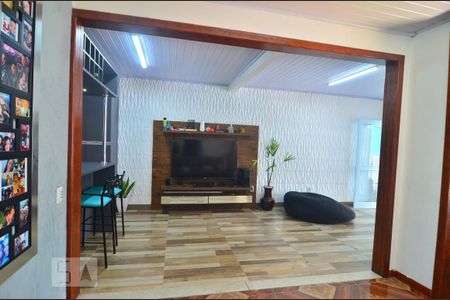 Sala de casa à venda com 3 quartos, 110m² em Estância Velha, Canoas