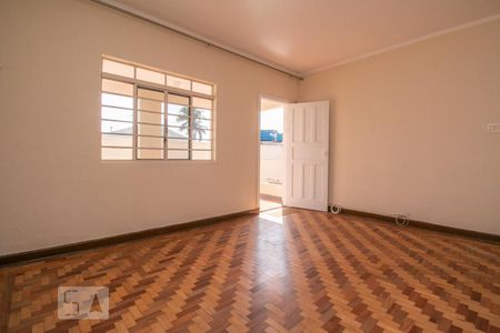 Sala de casa à venda com 3 quartos, 282m² em Vila Carrao, São Paulo