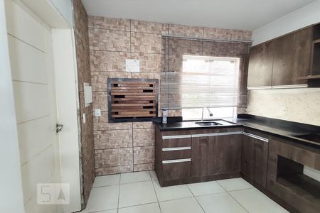 Cozinha de casa de condomínio para alugar com 2 quartos, 80m² em Rondônia, Novo Hamburgo