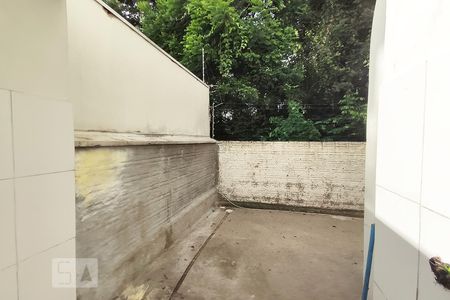 Lavanderia de casa de condomínio para alugar com 2 quartos, 80m² em Rondônia, Novo Hamburgo