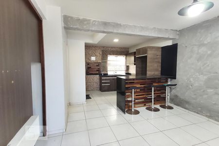 Sala de casa de condomínio para alugar com 2 quartos, 80m² em Rondônia, Novo Hamburgo