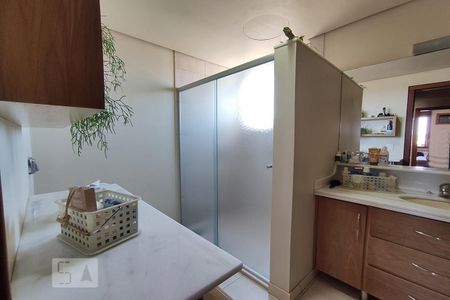 Apartamento à venda com 189m², 3 quartos e 2 vagas Apartamento à venda com 189m², 3 quartos e 2 vagasBanheiro 2