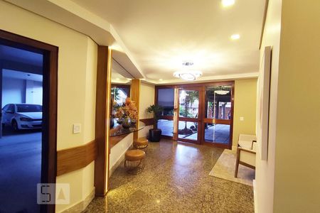 Apartamento à venda com 189m², 3 quartos e 2 vagas Apartamento à venda com 189m², 3 quartos e 2 vagasHall de Entrada