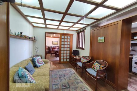 Apartamento à venda com 189m², 3 quartos e 2 vagas Apartamento à venda com 189m², 3 quartos e 2 vagasSala de TV