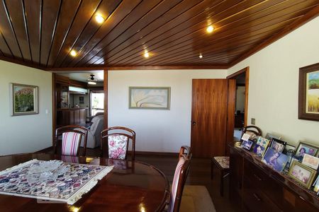 Apartamento à venda com 189m², 3 quartos e 2 vagas Apartamento à venda com 189m², 3 quartos e 2 vagasSala de Jantar