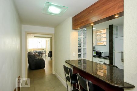 Sala de apartamento para alugar com 3 quartos, 122m² em Copacabana, Rio de Janeiro