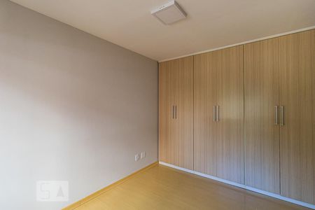 Quarto 1 suite de apartamento para alugar com 2 quartos, 74m² em Petrópolis, Porto Alegre