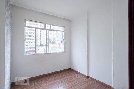 Quarto 2 de apartamento para alugar com 2 quartos, 60m² em Centro, Belo Horizonte