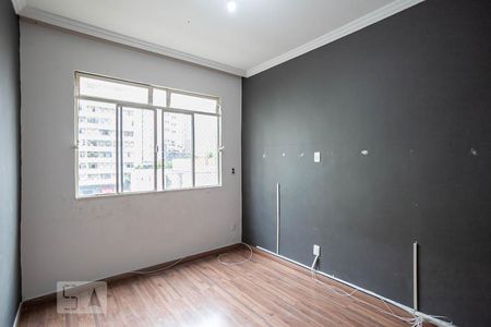 Quarto 1 de apartamento para alugar com 2 quartos, 60m² em Centro, Belo Horizonte