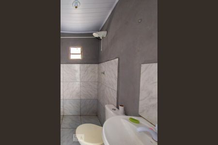 Banheiro de casa à venda com 1 quarto, 23m² em Aberta dos Morros, Porto Alegre
