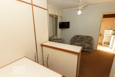 Sala de apartamento para alugar com 1 quarto, 47m² em Floresta, Porto Alegre