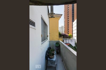 Varanda de casa à venda com 4 quartos, 187m² em Sumarezinho, São Paulo