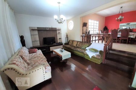 Sala de casa à venda com 5 quartos, 360m² em Ouro Preto, Belo Horizonte