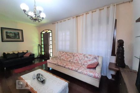 Sala de casa à venda com 5 quartos, 360m² em Ouro Preto, Belo Horizonte
