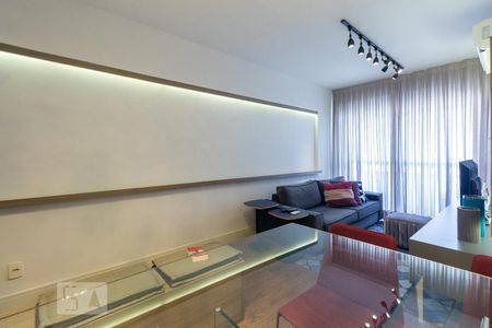 Sala de apartamento para alugar com 2 quartos, 67m² em Bela Vista, São Paulo