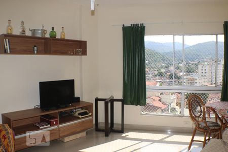 Sala de apartamento para alugar com 1 quarto, 42m² em Pechincha, Rio de Janeiro