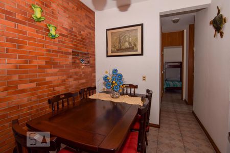 Sala de apartamento para alugar com 2 quartos, 62m² em Parque Enseada, Guarujá