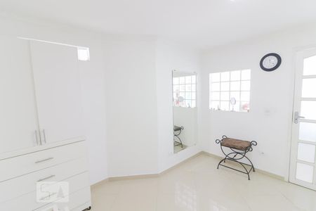 Quarto de casa para alugar com 1 quarto, 40m² em Cidade São Francisco, São Paulo