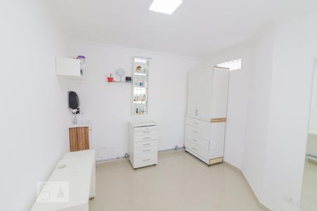 Quarto de casa para alugar com 1 quarto, 40m² em Cidade São Francisco, São Paulo