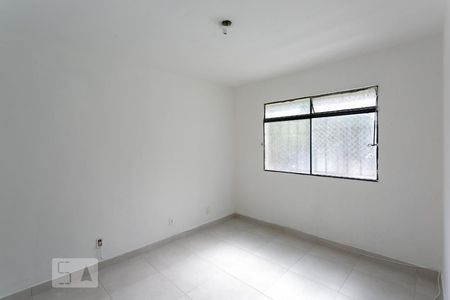 Sala de apartamento para alugar com 2 quartos, 45m² em Santa Tereza, Belo Horizonte