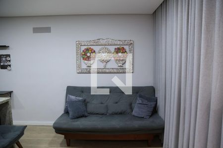 Sala de casa à venda com 2 quartos, 180m² em Jardim Santa Maria, São Paulo