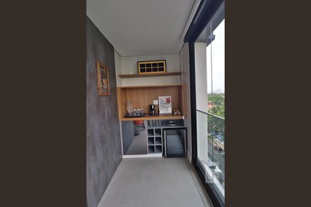 Sala de apartamento para alugar com 2 quartos, 85m² em Cerqueira César, São Paulo