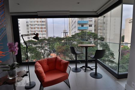 Sala de apartamento para alugar com 2 quartos, 85m² em Cerqueira César, São Paulo