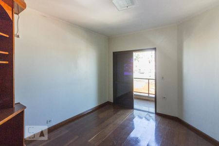 Quarto de apartamento à venda com 4 quartos, 700m² em Vila Ester (zona Norte), São Paulo