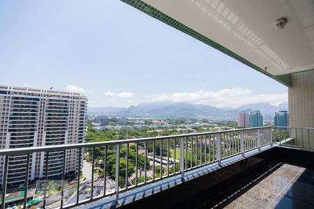 varanda de apartamento para alugar com 2 quartos, 70m² em Barra da Tijuca, Rio de Janeiro