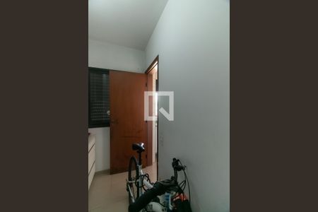 Apartamento à venda com 258m², 3 quartos e 3 vagas Apartamento à venda com 258m², 3 quartos e 3 vagasQuarto de Serviço
