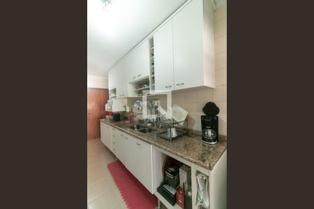 Apartamento à venda com 258m², 3 quartos e 3 vagas Apartamento à venda com 258m², 3 quartos e 3 vagasCozinha