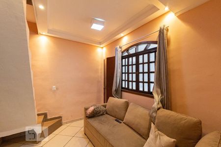 Sala de casa à venda com 3 quartos, 80m² em Santa Maria, Osasco