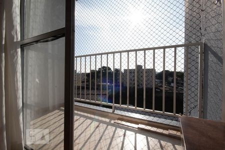 Sacada de apartamento à venda com 3 quartos, 74m² em City Bussocaba, Osasco