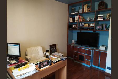 Quarto de apartamento à venda com 3 quartos, 204m² em Santana, São Paulo