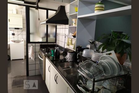 Cozinha de apartamento à venda com 3 quartos, 204m² em Santana, São Paulo