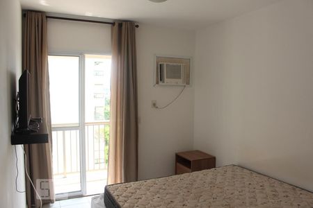 Quarto Suíte de apartamento para alugar com 2 quartos, 76m² em Jacarepaguá, Rio de Janeiro