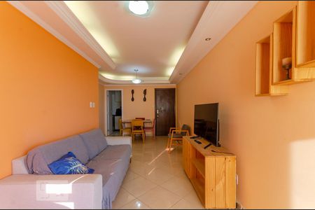 Sala de apartamento para alugar com 2 quartos, 70m² em Ondina, Salvador