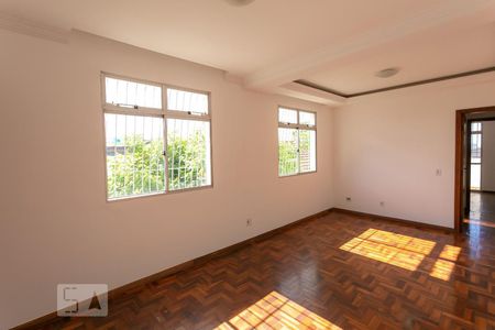 Sala de apartamento à venda com 4 quartos, 102m² em Sagrada Família, Belo Horizonte