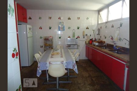 Cozinha de casa à venda com 4 quartos, 393m² em Vila Romana, São Paulo